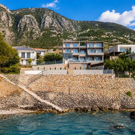 Apart Otel Messinian View